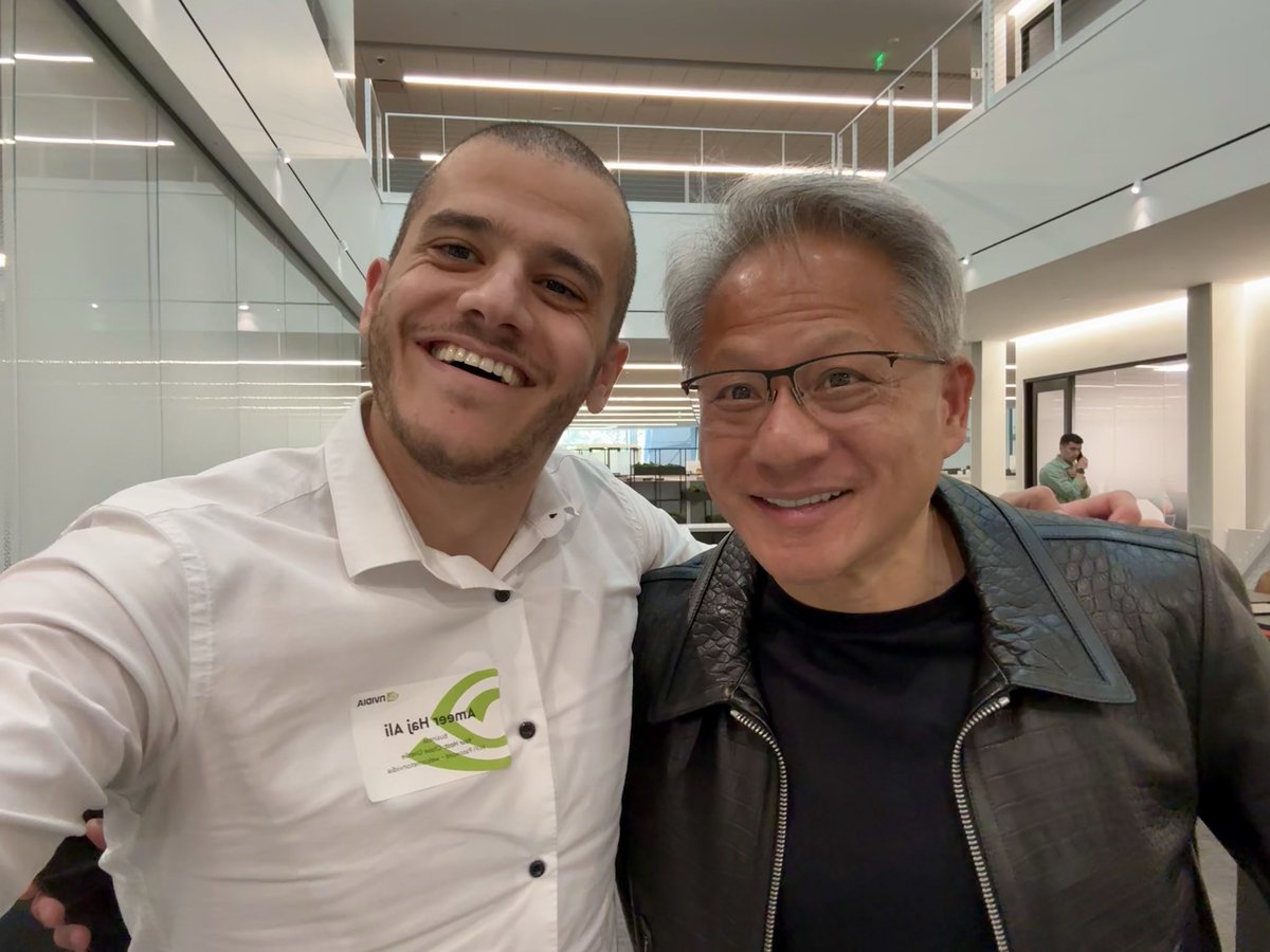 aha_ml's tweet photo. Jensen is an inspiring leader and role model. $5T 🚀 #NVDA #AI #Goat #Winning https://t.co/zBzDLcTRcr
