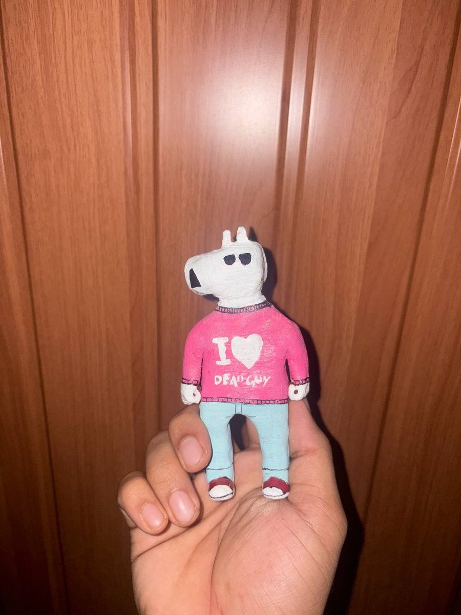 pariyaaaa37's tweet photo. @ArcNikolas @ArcNikolas
Made entirely from clay, crafted with patience and passion. sculpted by hand. My very own bootleg action figure and gift box 100% handmade effort and love. 💪🎨
$Deadguy #Deadguy #Solana
Ca: FdZj6XpWDLxeQZXqSe9eywJNcbwSLpjFtv698D1MsHp7

#memecoin #MemeContest #meme https://t.co/qdvKNeAzmE