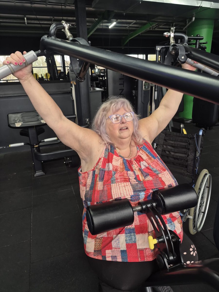 TeenaGates's tweet photo. First gym session in my sixties! https://t.co/8O1dUC7vHg