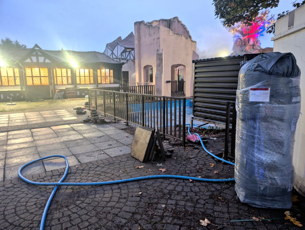 Chessington Buzz tweet media