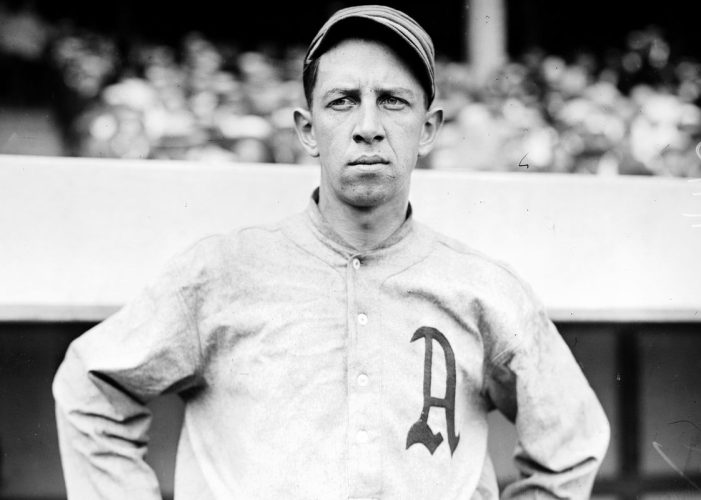 BaseballFact's tweet image. Hall of Famer Eddie Collins had 3,315 career hits and a .333 career average but he never won a batting title in his 25 seasons.