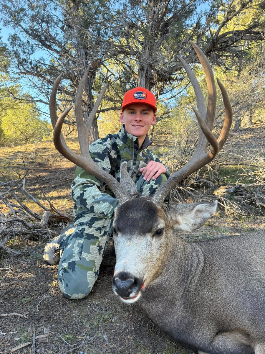 Buck down! Successful last day in CO. Until next time… #muleyseason #hunting #muleyfreak #muledeerhunting
