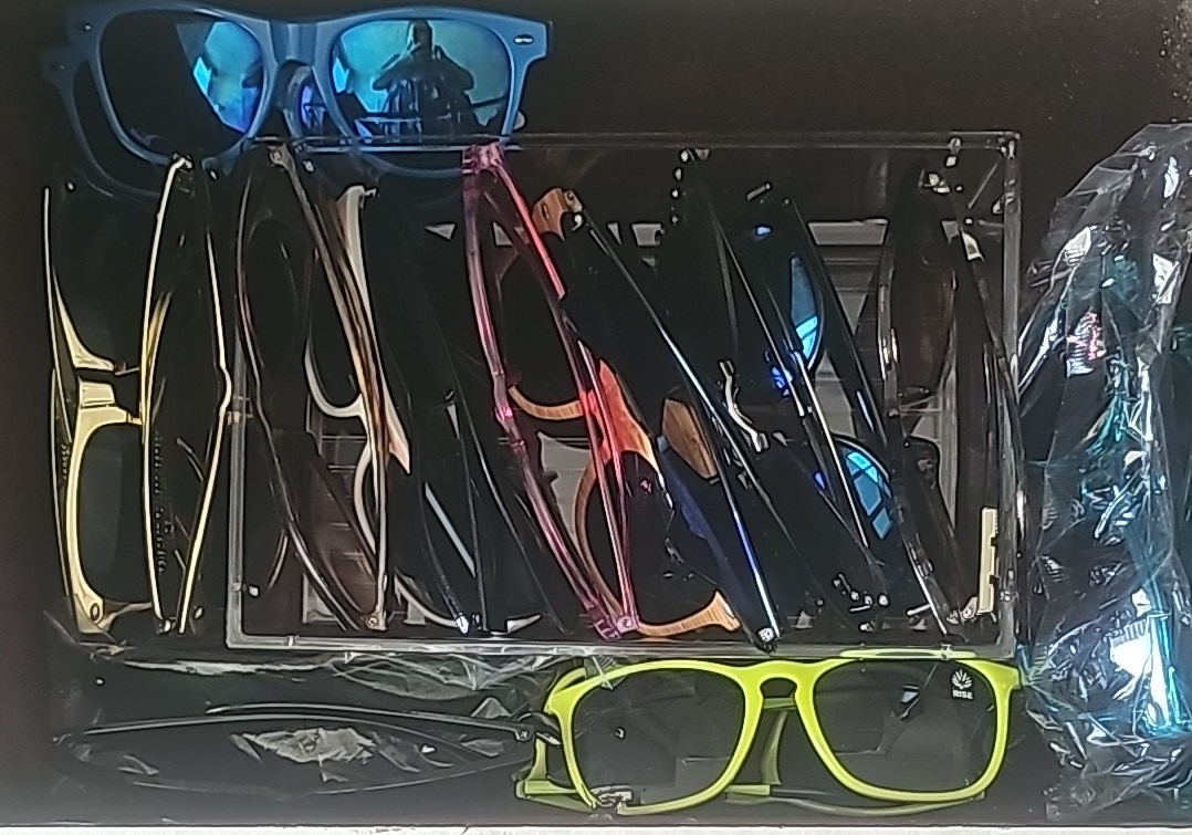 SFDCAdmin64's tweet image. Even in CA, I only had a pair or two. All the matching ones are giveaways from festivals and stuff. I keep those for days we&apos;re feeling silly. Then sometimes Jay and I match.