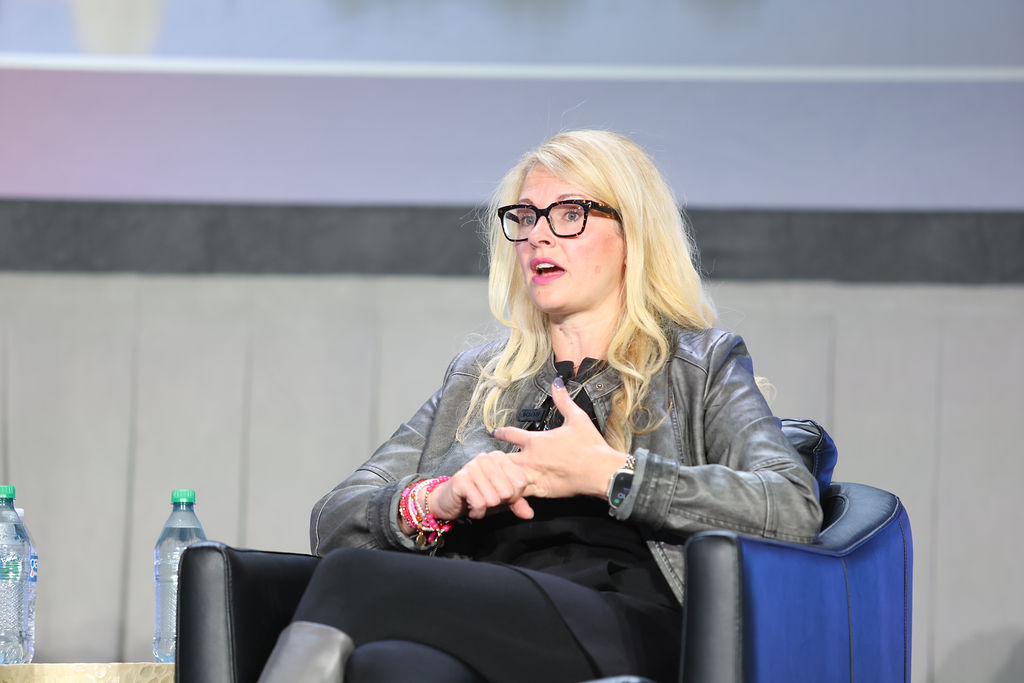 PRSAtactics's tweet image. "While AI is amazing... it’s up to humans to understand the business landscape, product, staff &amp;amp; be making real-time decisions,” said SHRM's Tina Beaty at #PRSAICON. “Critical thinking is going to be more important than it ever has before, along with flexibility &amp;amp; agility.” #prsa