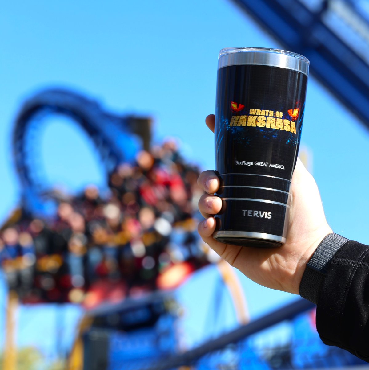 Don't miss your chance to get the new Wrath of Rakshasa tumbler! Buy yours this weekend for $24.99* at Demon Delights and enjoy free refills on coffee or hot chocolate the day of purchase! Every sip makes a difference, with $10 donated to United Way of Lake County! 

*plus tax