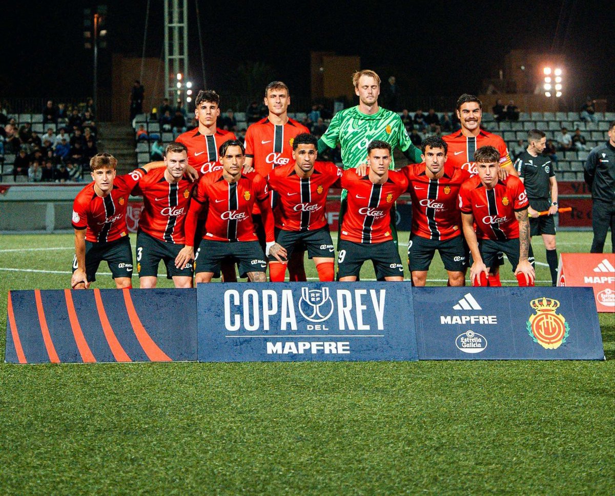 7️⃣ mallorquins al 11 inicial del <a href="/RCD_Mallorca/">RCD Mallorca</a> a Copa

Abdón Prats 
Antonio Sánchez 
Mateu Jaume 
Javi Llabrés 
David López 
Marc Domenech 
Javier Olaizola