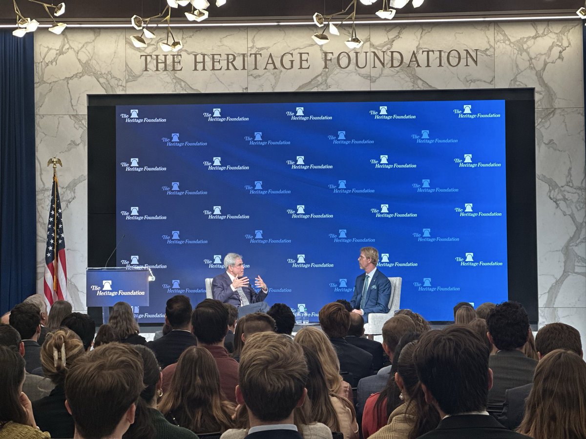 _jacobmatthews's tweet photo. Great conversations today regarding the impact of digital dependency on our youth.

Featured speakers included: @KevinRobertsTX, @JonHaidt, @DrJayRichards, @AnnieChestnut, @JennGalardi, @Naseeoh, &amp; others. https://t.co/pcY6E4ukOX