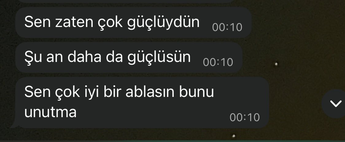 Gece gece ağlattı bu mesaj ,
Keşke seçim şansım olsaydı da güçlü olmak zorunda olmasaydım ..