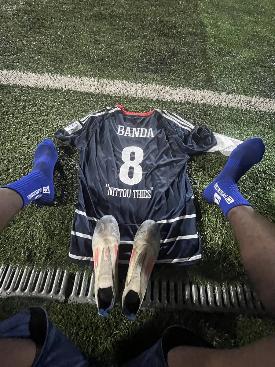 BandxNdiaye's tweet photo. Journée au taf. Yessirrrrr 4 the WIN🫵🏽💙💙!!! @TeamThies https://t.co/aupJXG5n60