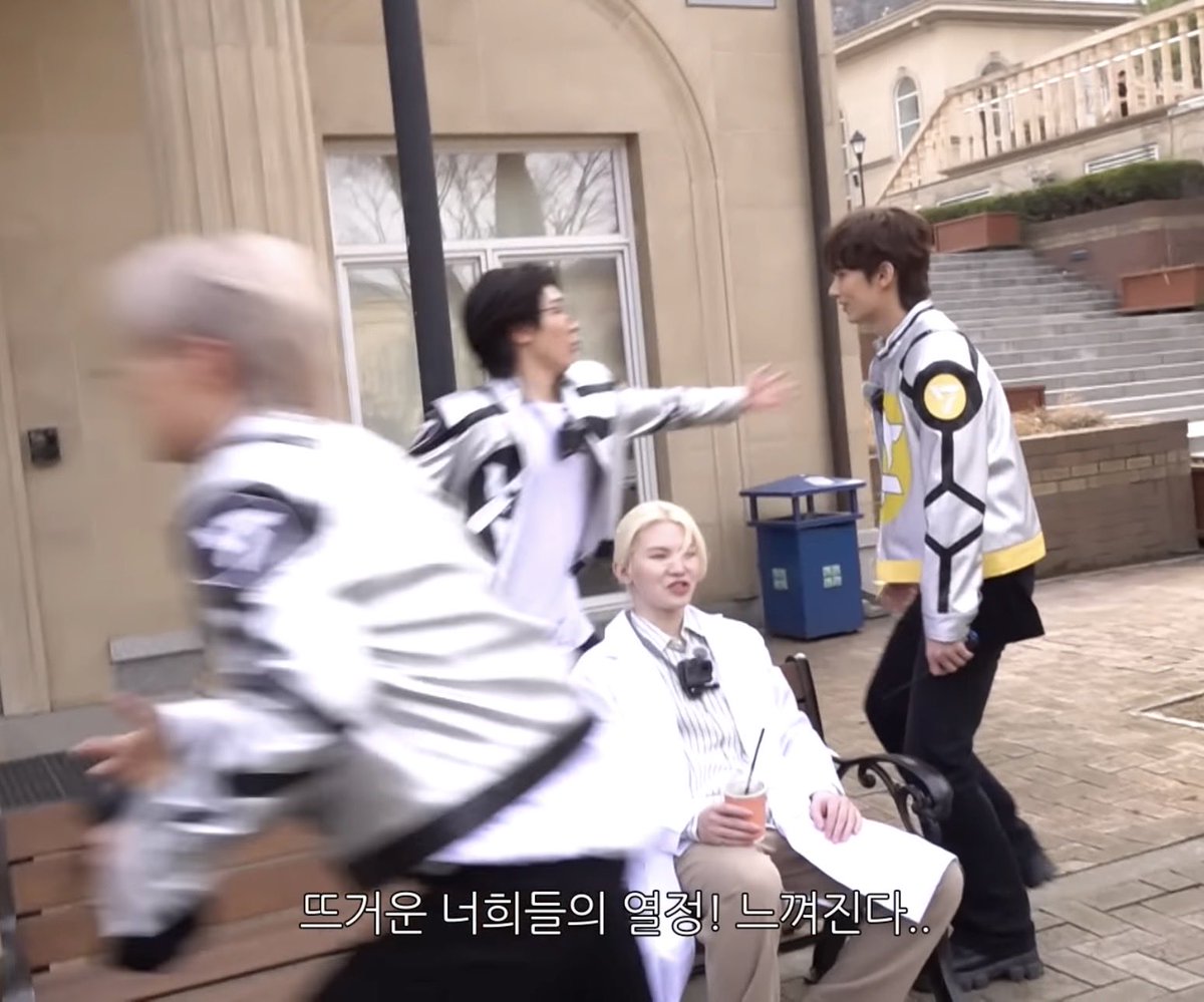 hw96ers's tweet image. happy national cat day 🥳