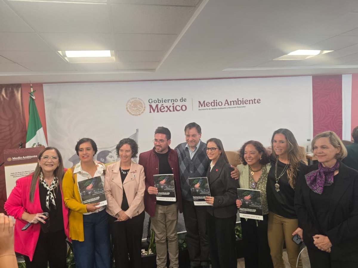AmbienteEdomex's tweet image. Presentación de la “Hoja de Ruta de México para cumplir o superar la Meta 3 del Marco Mundial de Biodiversidad Kunming–Montreal” realizada por SEMARNAT, CONANP, WWF y GEF.
Para fortalecer la efectividad en el manejo de las Áreas Naturales Protegidas.
#KunmingMontreal
#WWF 
#GEF