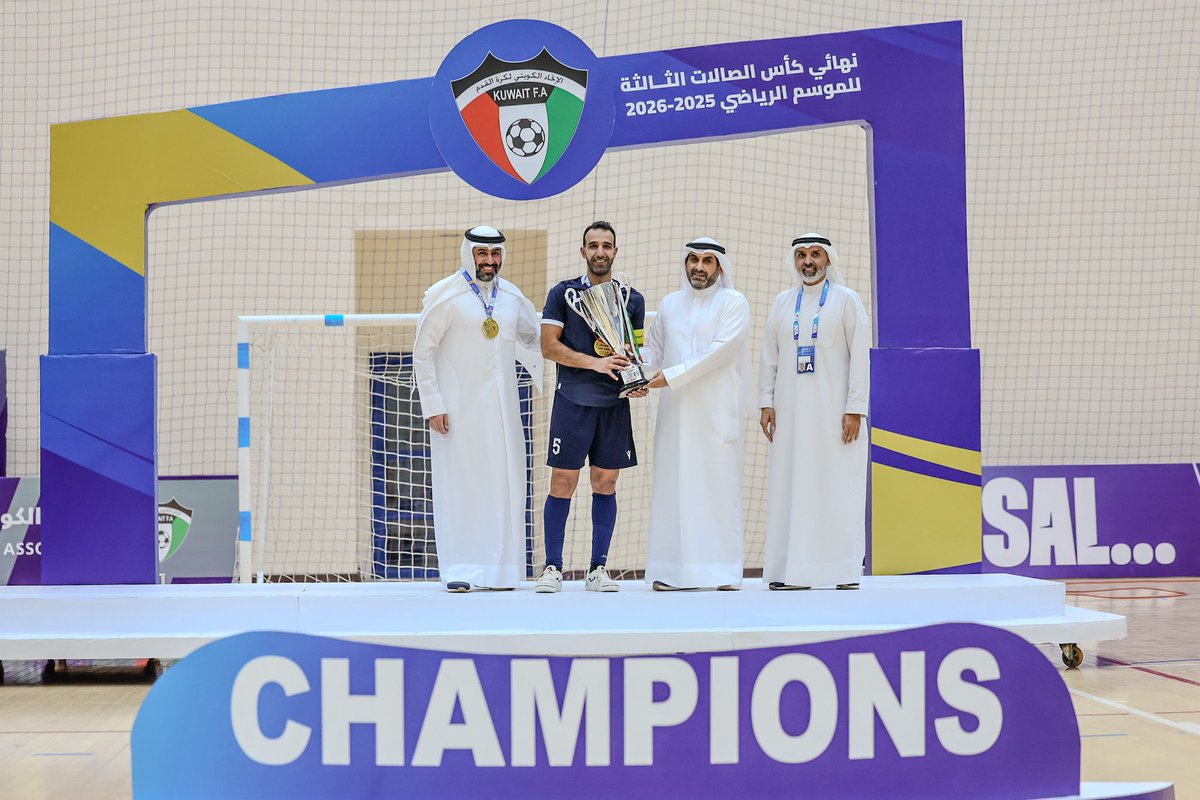 alyarmoukclub's tweet photo. صور من مباراة اليرموك والكويت في نهائي كأس الصالات https://t.co/Bu8cpWVQic