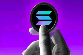 VisionCripto01's tweet photo. 🟣 Solana — claves
• ETP/ETF de SOL: Bitwise ~$56M día 1; más gestoras se suman.
• Firedancer avanza (finales 2025): +rendimiento y diversidad.
• Red estable; sin incidentes en el status.
#Solana #SOL #Solanaetf https://t.co/bFCKnyT4JH