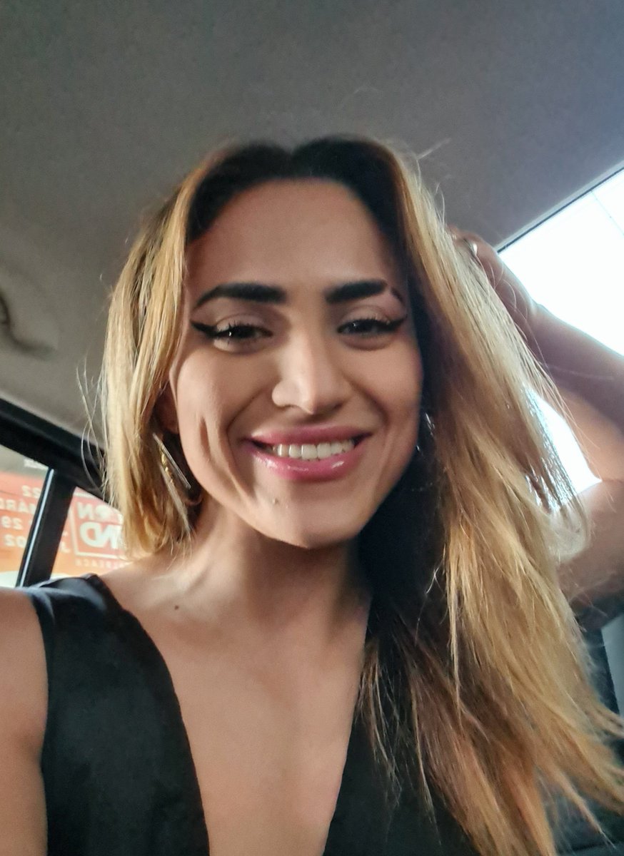 doctor_rahmeh's tweet image. Considering a return to blonde before the next hearing. Since the papers prefer to focus on everything but the facts, might as well give them a fresh mugshot to work with.