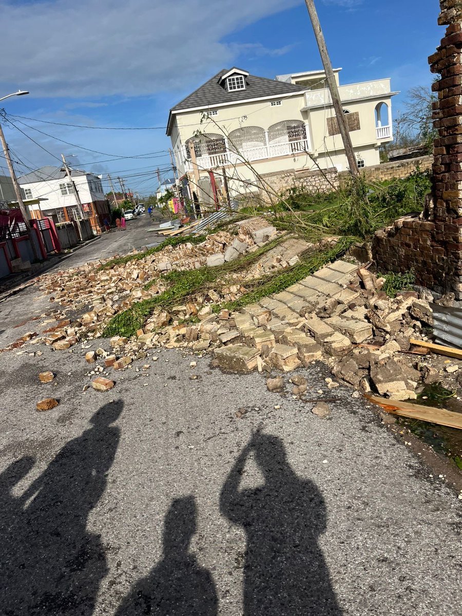 British Linkz tweet media