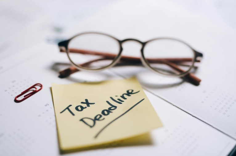 TaxPointAdvisr's tweet image. Are you ready for the year ahead? Here&apos;s why year-end tax planning matters more than ever. 

Read more: taxpointadvisors.com/blog/view/why-…

#taxhelp #taxes #taxplanning #cpa #yearendplanning