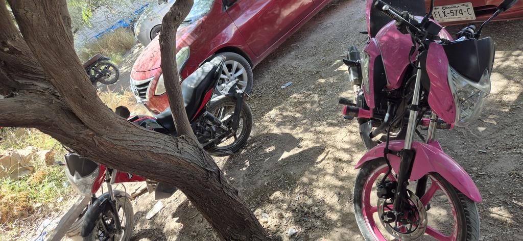 Cuando de repente te das cuenta que los power rangers trabajan  contigo