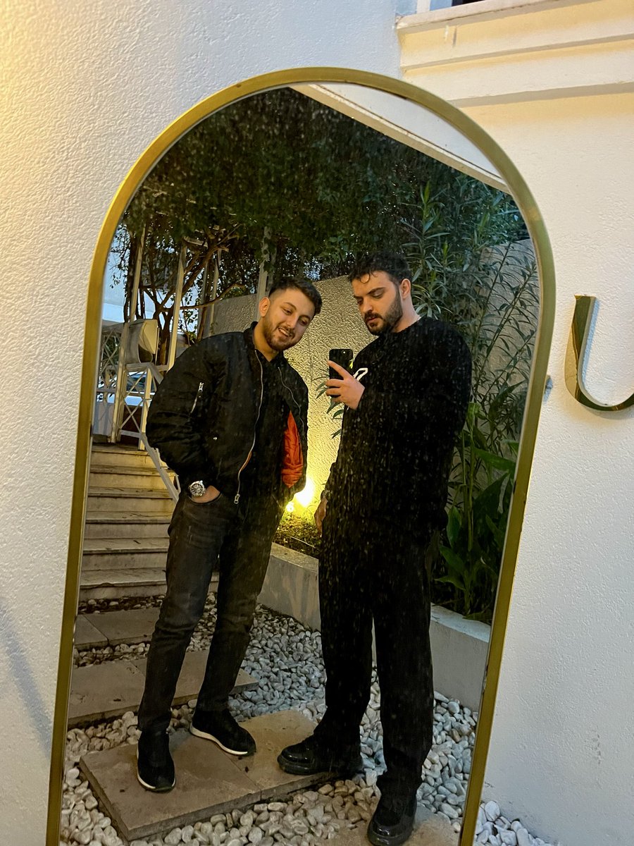 K*rt dostum iyi birisi.