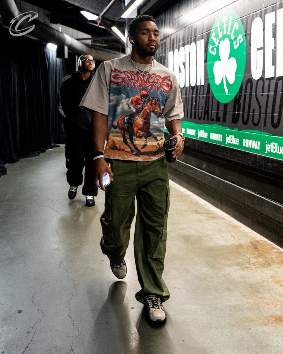 Tunnel Walk in the Garden. #LetEmKnow