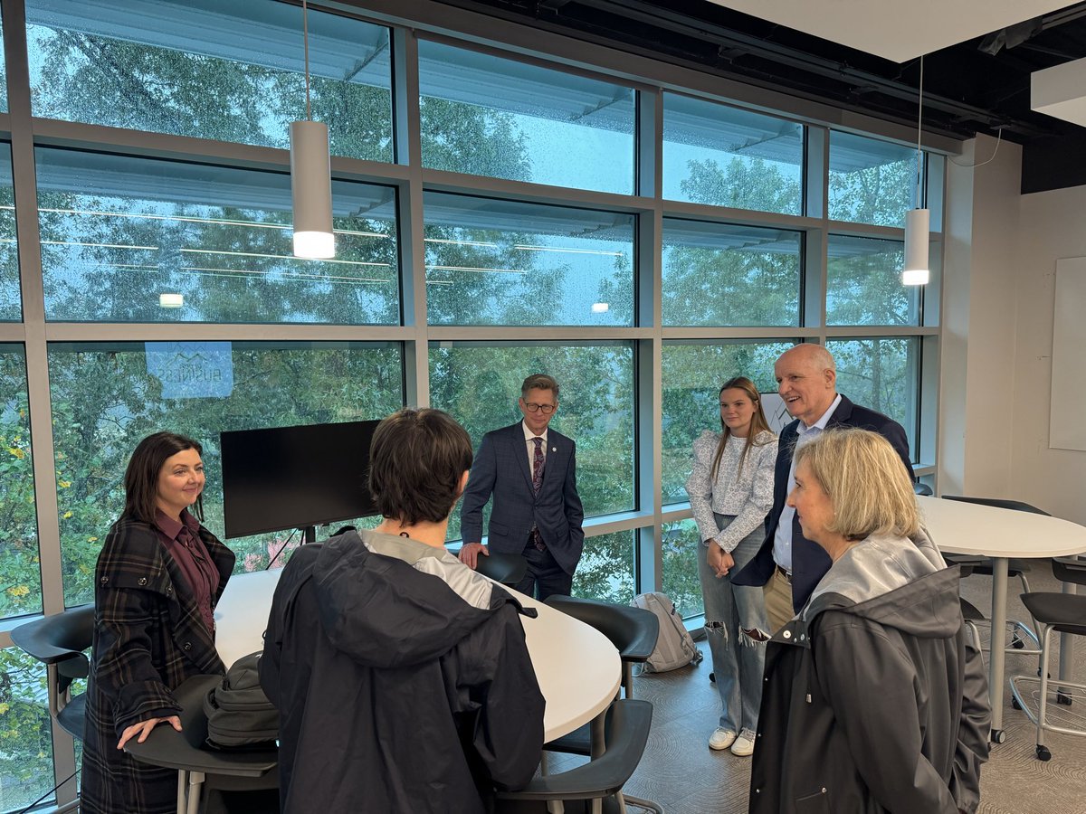 Eric Mackey tweet media