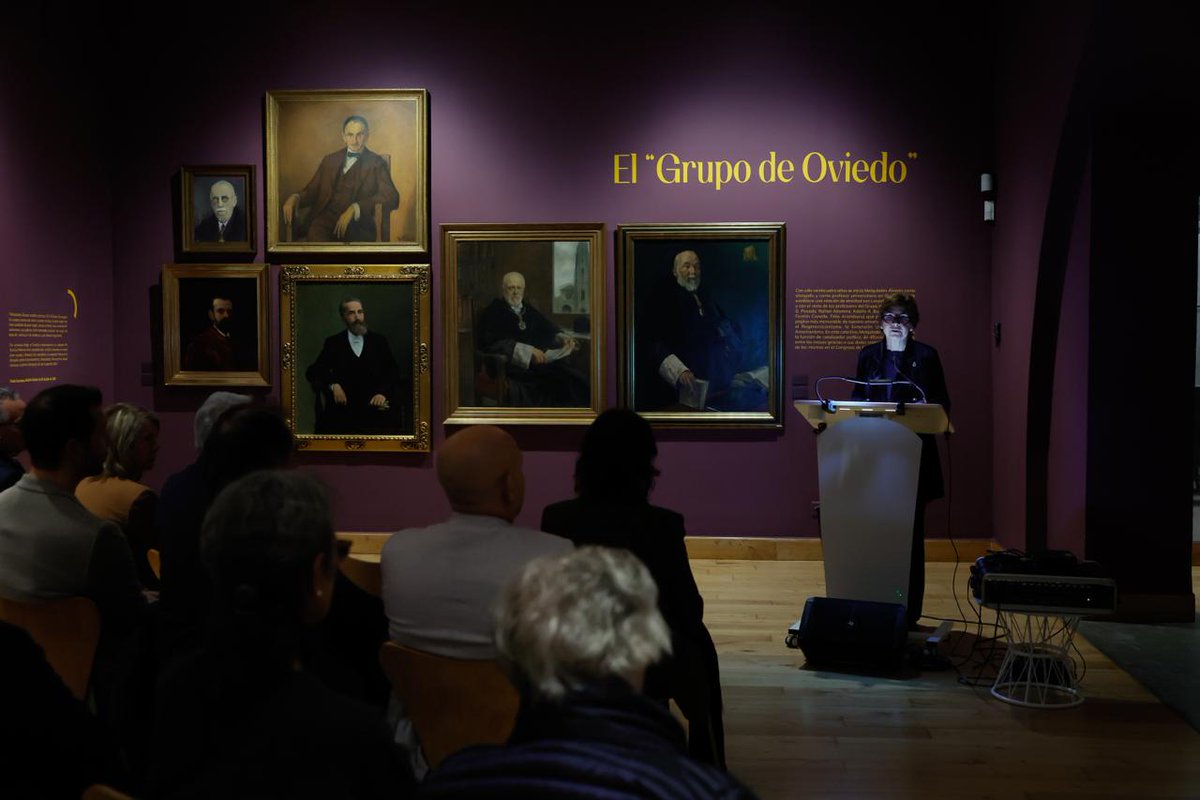 📸<a href="/CarmenMoriyon/">Carmen Moriyón</a>, <a href="/AdrianPumares/">Adrián Pumares</a> y <a href="/AMLopezMoro/">Montse López Moro</a> han asistido a la inauguración de la exposición ‘Melquíades Álvarez: El centro reformista’ en la Sala 2 del Centro de Cultura Antiguo Instituto en Gijón.

🎨La muestra, que recorre la vida y legado de este político y jurista