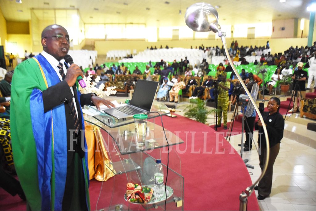 FUNAABNigeria's tweet image. FUNAAB’s 106th Inaugural Lecturer Calls for Improved Animal Welfare, Gives Department ₦1 Million

By Emeka Oluka &amp;amp; Bolanle Olawepo

The 106th Inaugural Lecturer of the Federal University of Agriculture, Abeokuta (FUNAAB), Prof. Adetola Ajadi on behalf of his siblings, announced…