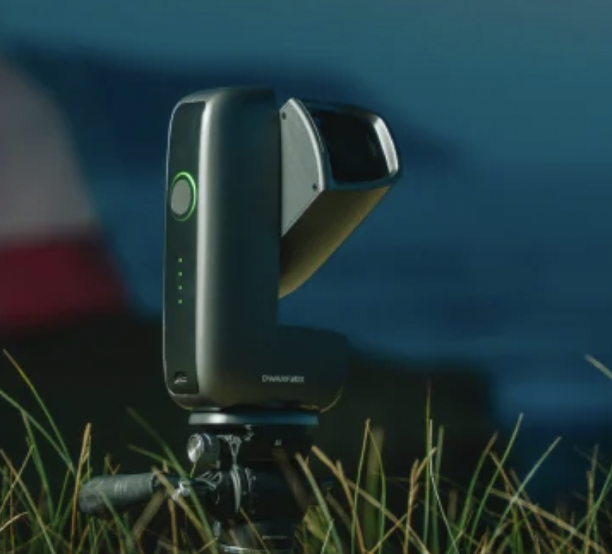 Technovelgy's tweet image. The amazing Dwarf Mini - I wonder if Arthur C. Clarke would have liked it... because I envied him his Questar in the 1960's.
#astronomy #telescope #sciencefiction 
dwarflab.com/pages/dwarf-mi…