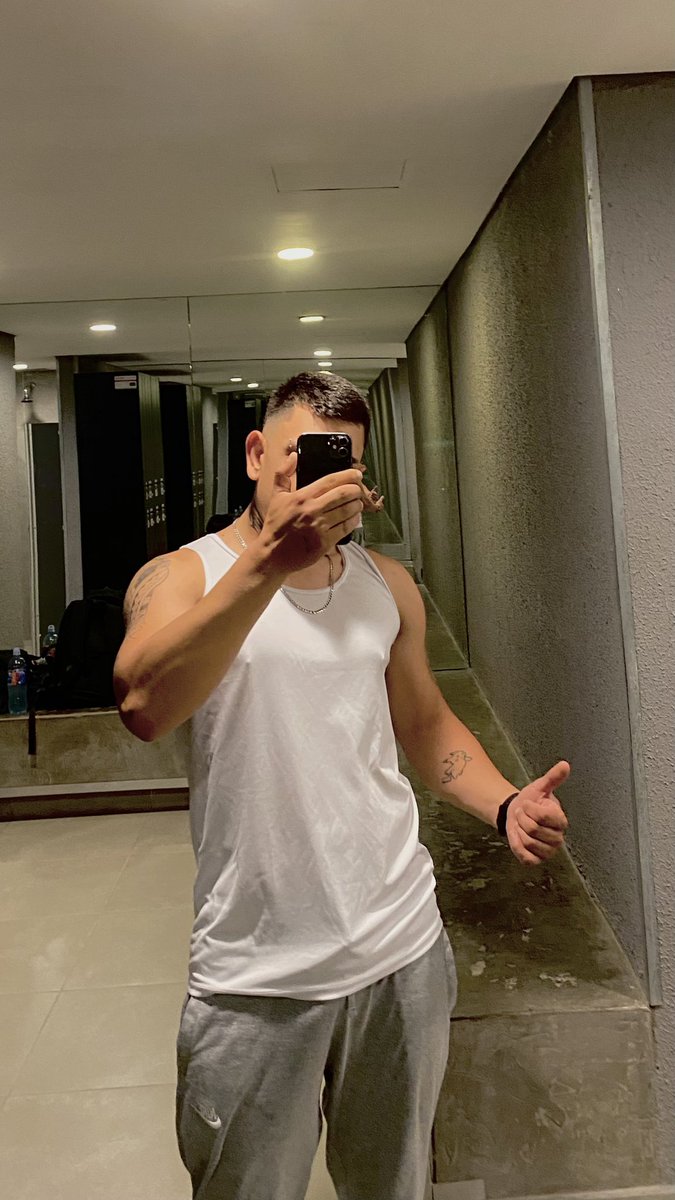 Caduflww's tweet photo. Gostei dessa vou postar aqui tbm 🤤 https://t.co/xJ58WBFcjG