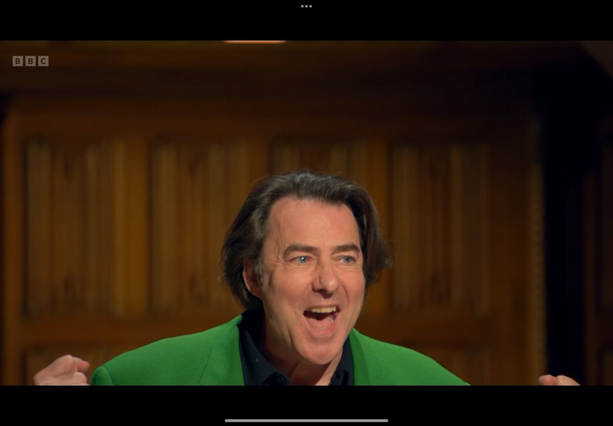 KDCunliffe's tweet image. Hats off to Jonathan Ross.

What a brilliant exit.

#JonathanRoss #CelebrityTraitors #traitors