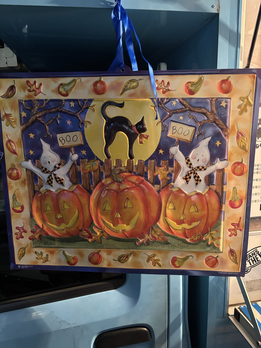 昨晩のディナーはお馴染みの
キッチンカーで購入🐾
ハヤシライスとスープ
いつもながらに美味しかった！