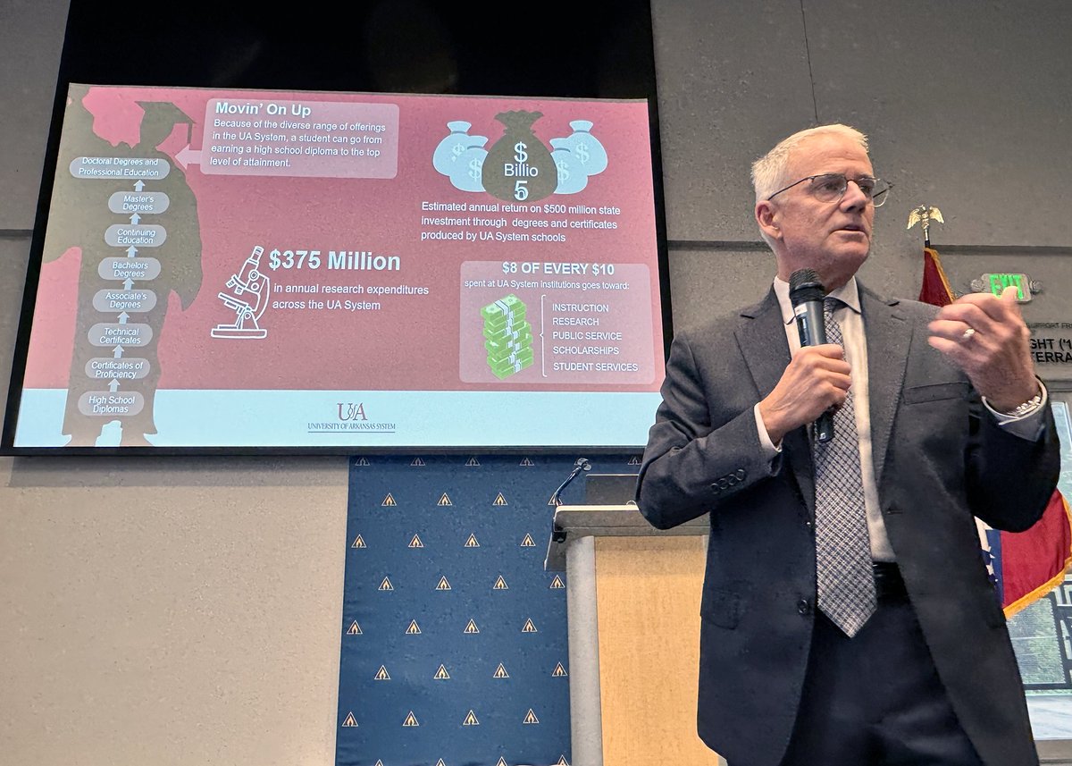 ARMathSciArts's tweet image. #ASMSA welcomed nearly 80 Garland County business and civic leaders to campus on Tuesday for a Lunch and Learn with @UofA_System President Jay B. Silveria. He spoke about the importance of higher education as well as the economic &amp;amp; social impacts the System has across the state.