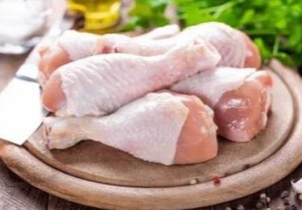 The Butcher Block | Specials Oct 30 - Nov 5/25 - mailchi.mp/themeatmerchan… New York Strip Loin Steaks, Chicken Thighs, Bone-In/ Skin On, Pork Loin Chops, Bone-In, Pork Sausages - Store Made, Chicken Drumsticks, and Bone-In Smoked Ham Steaks/ Whole Hams.