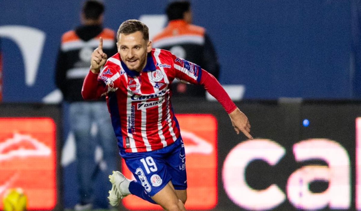 JCZamora07's tweet photo. #GIVEAWAY POTOSINO🚨

🔴⚪ ¡TE REGALAMOS BOLETOS PARA EL #ADSL vs #bravos ! 🎫 
 
1⃣ Sigue a @calientesports y a mí 📲
2⃣ Dale 🔁 y ❤️
3️⃣ Comenta si crees que Salles Lamonge logrará asistencia o gol en esta jornada  🔥

🎫 ¡Se regalará UN PASE DOBLE! https://t.co/jjo4WXGSUa