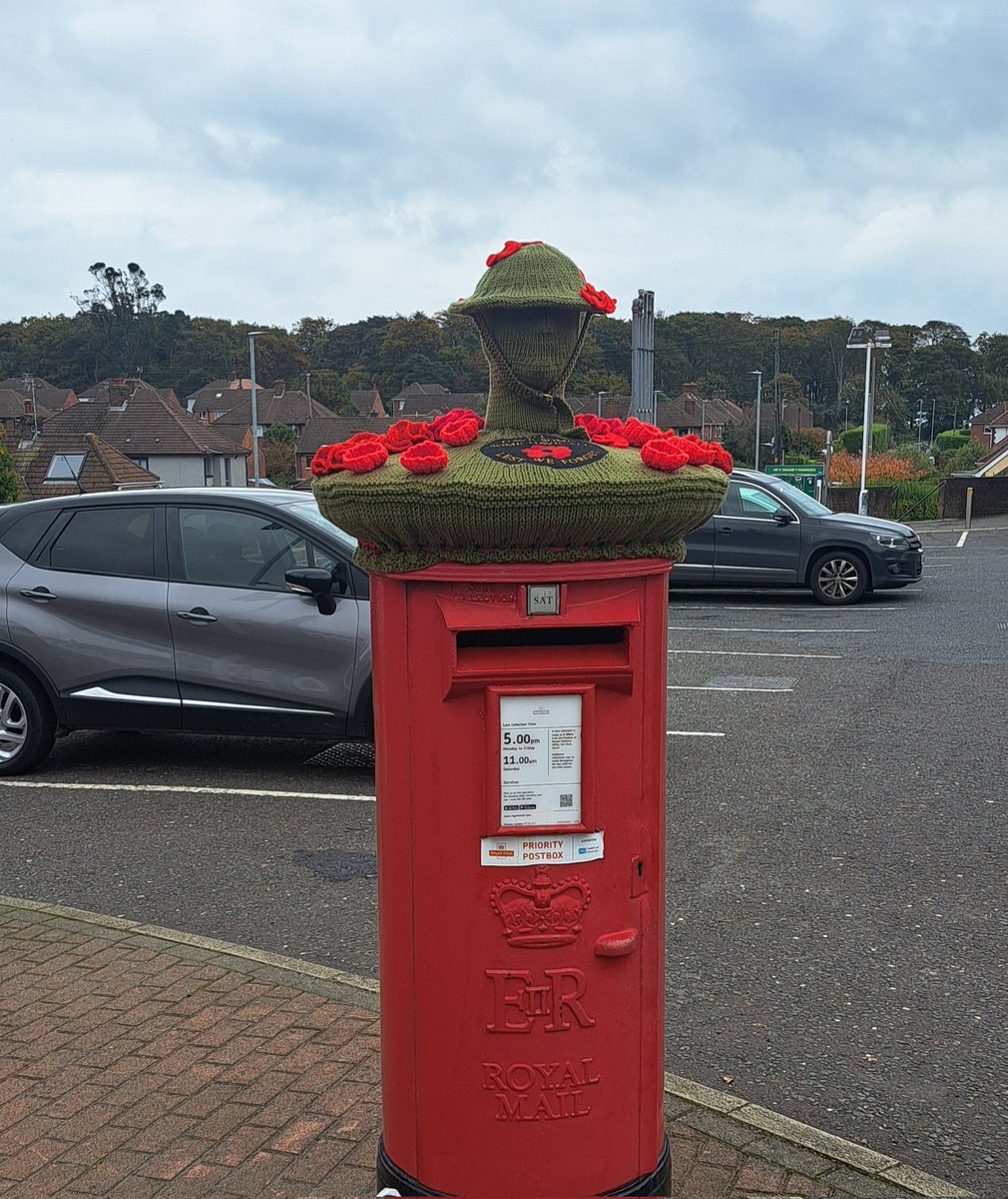 <a href="/authordlewis/">Damien Lewis</a> In nearby Bangor outside Whitehill estate.