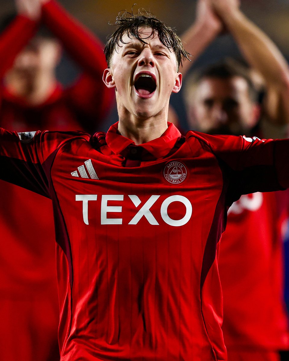 AberdeenFC's tweet image. A debut to remember for his boyhood club. 

Well done Dylan.
