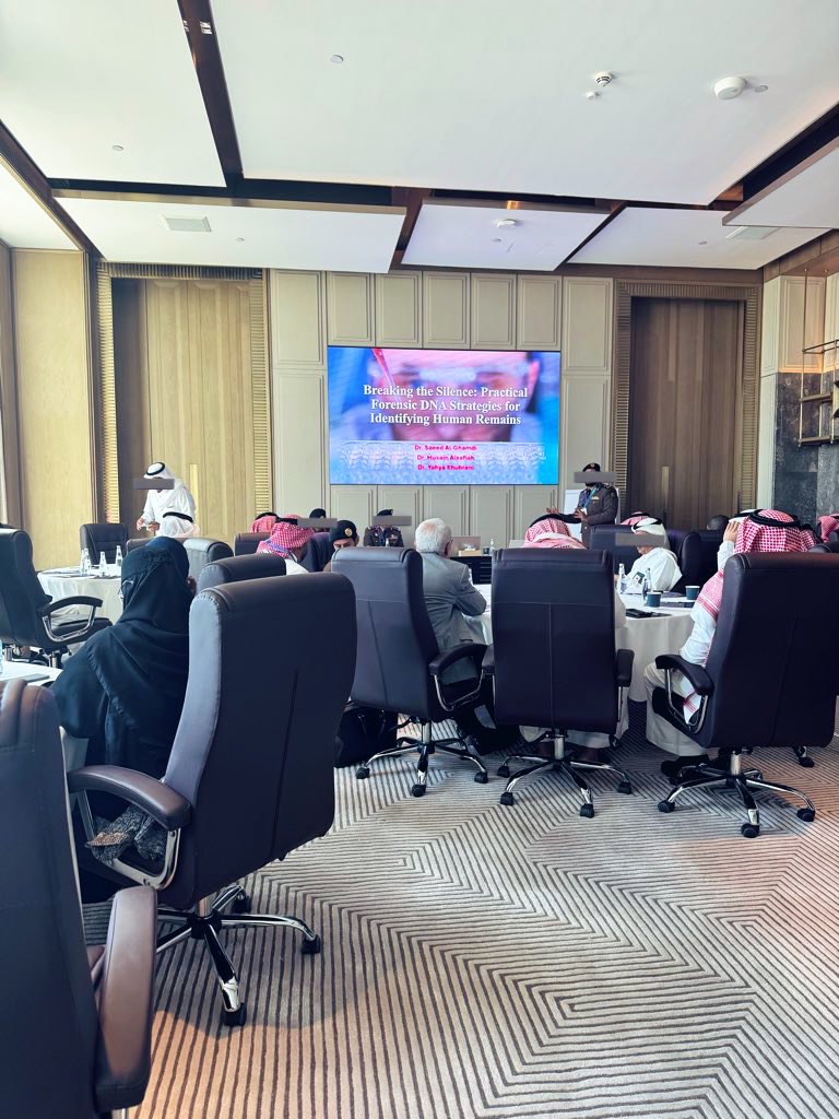 صارت فيه لخبطة بالمؤتمر وك تعويض دخلوني ورشة DNA لتحليل مسرح الجرائم الصدق أفضل شي صار🙏

#SCFMS2025