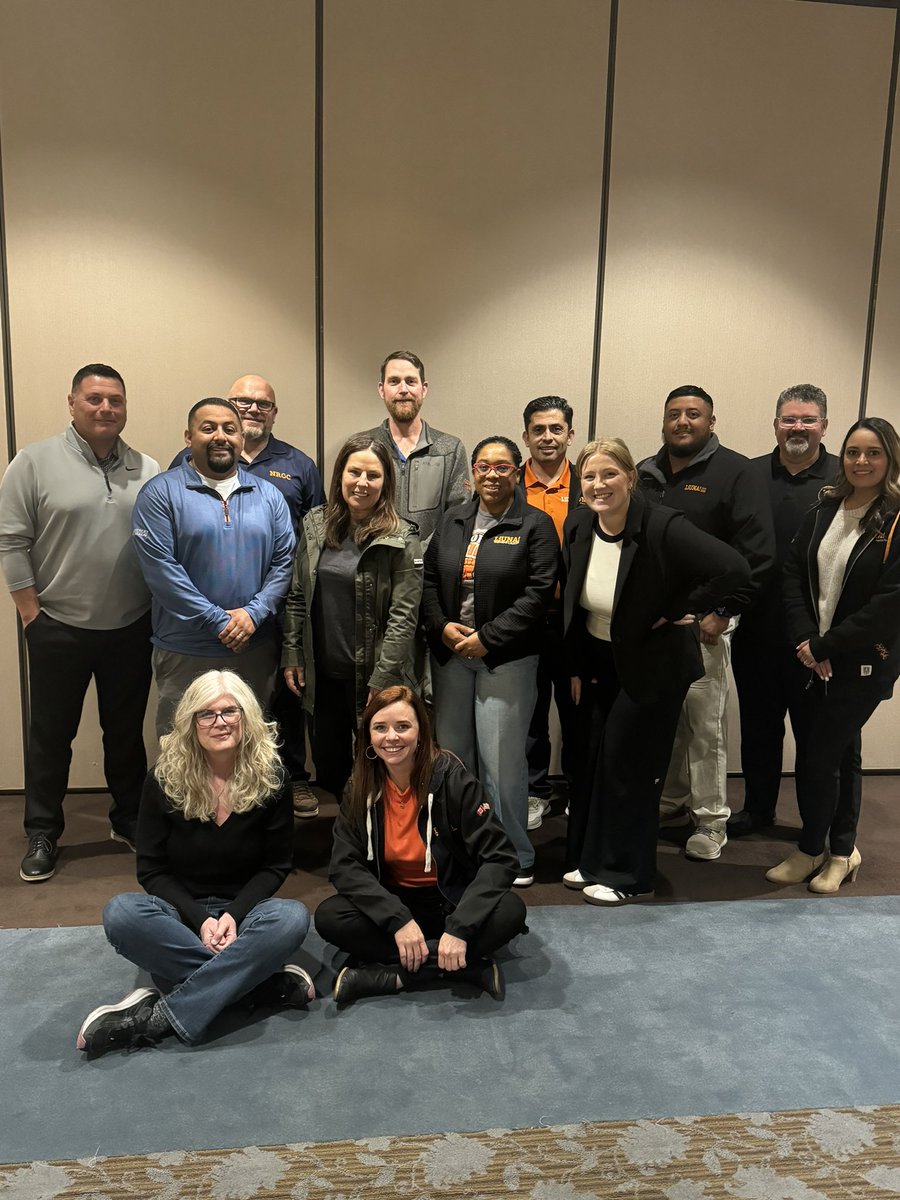 LIUNA_NWRegion's tweet image. Northwest Region delegates representing strong and proud at LIUNA Laborers Rising — Day One in Chicago! 💪 #LIUNA #LaborersRising #UnionStrong #NorthwestRegion