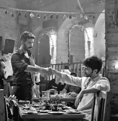 thetotalHerald's tweet photo. Ooooh, how the tables have turned. Asir really said: "I will make an ağa out of you!" 😂😂 #yilser #HalefKöklerinÇağrısı #Halef #asSir https://t.co/efEGYX5cBY
