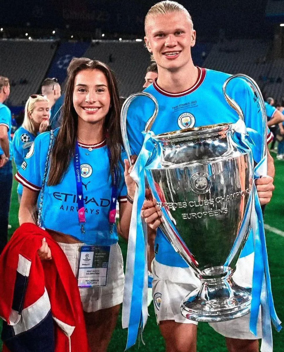 PaseClave tweet media