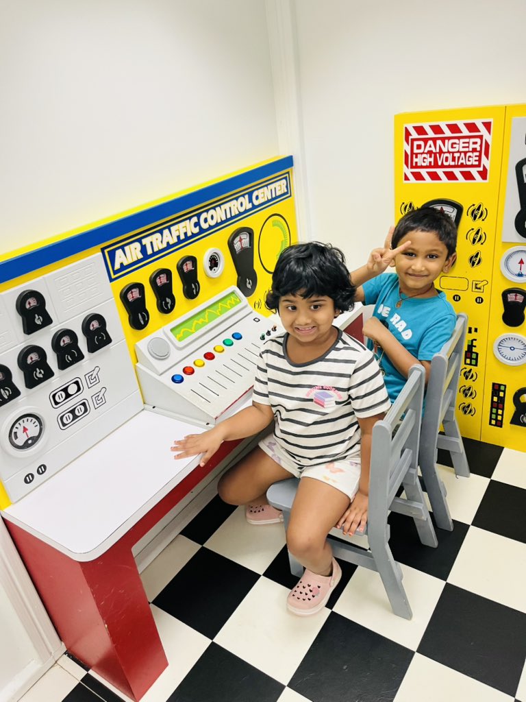 AmyCeron's tweet image. Amazing friendships are being built everyday at Calhoun! @PISDCalhoun @ProsperISD #Calhounconnects #cultivates #empowers