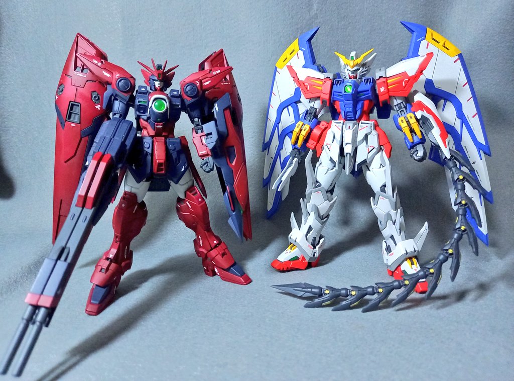 Gdb42Gh's tweet image. #見た人もなにか無言で2人組をあげる