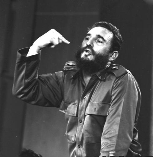 FSoldadodeIdeas's tweet image. #FidelCastro durante la entrevista concedida a Augusto Olivera del canal 7 en la Embajada de Cuba, Santiago de Chile, 12 de noviembre de 1971

fidelcastro.cu
#100AñosConFidel #Cuba #Revolución #FidelCastro #SomosCuba #SomosContinuidad #RevoluciónCubana