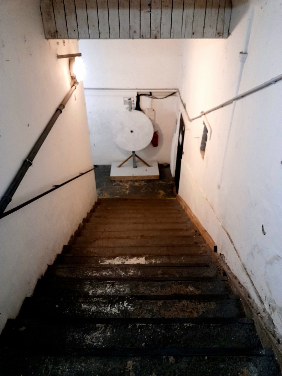 PMF set-up with Robert Carrithers, Jo Blin, Michael Rowland...