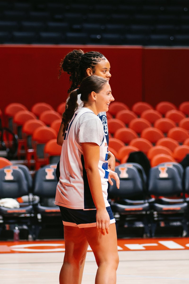 Illinois Women's Basketball tweet media