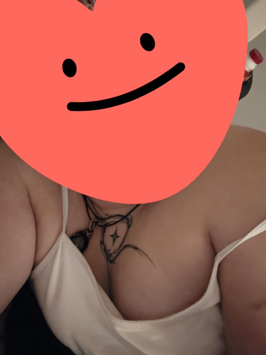 firerypebbles's tweet photo. teasy photo i got the other day, wanna see more ?

come rip it off me ;3 https://t.co/QnVd7lG2N7
