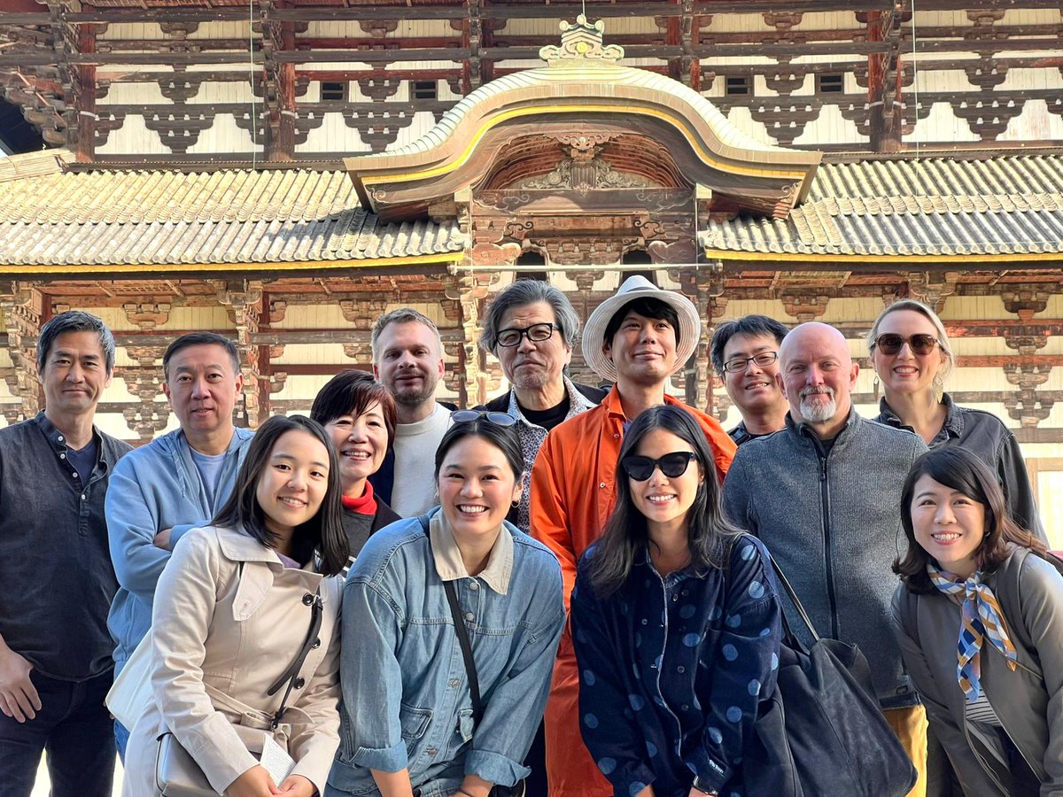 o_hiraku's tweet image. 京都、奈良、大阪の発酵文化を訪ねるツアー、今年も素晴らしい人たちが集ってくれてピースフルな時間でした。みんなありがと！
佐藤さん @Takashi81121214 外村さん @hokayan むつみさん事務局チームお疲れ様でした。楽しかったよ〜