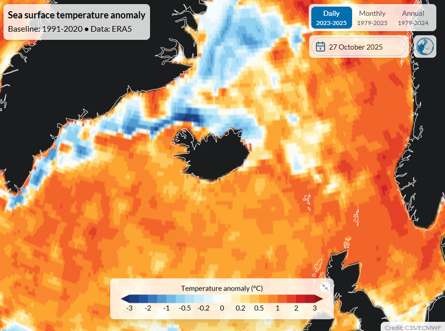 ❄️Most people don't understand that heavy snow isn't incompatible with global warming.

As seas warm, more moisture is becoming available in the atmosphere.

On several occasions, it was established that warmer seas enhanced snowfall across multiple regions of the world.⤵️