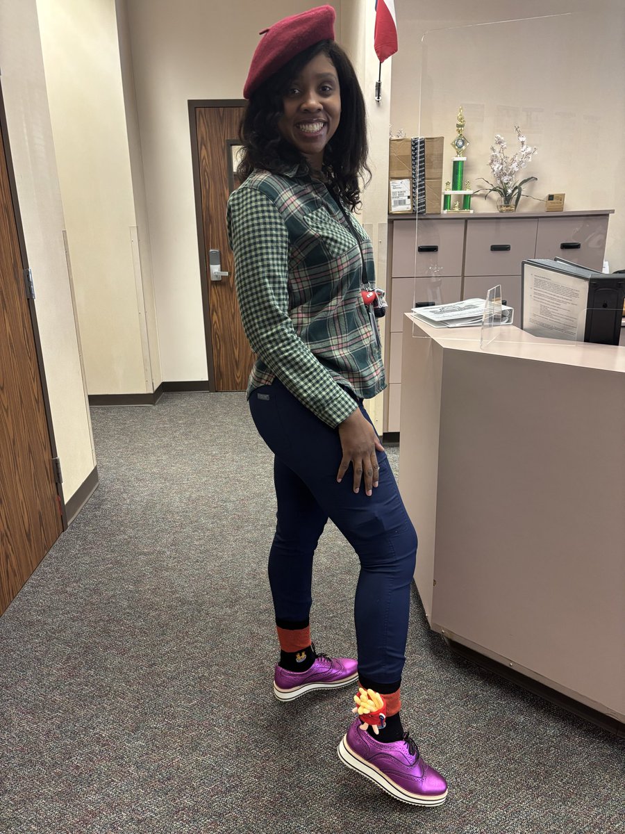 OwensInt's tweet photo. It’s “tacky” to do drugs 👎 so today we rocked our most tackiest attire to bring awareness. @OwensInt @AliefISD #RedRibbonWeek25 https://t.co/eAsZVbBdbt