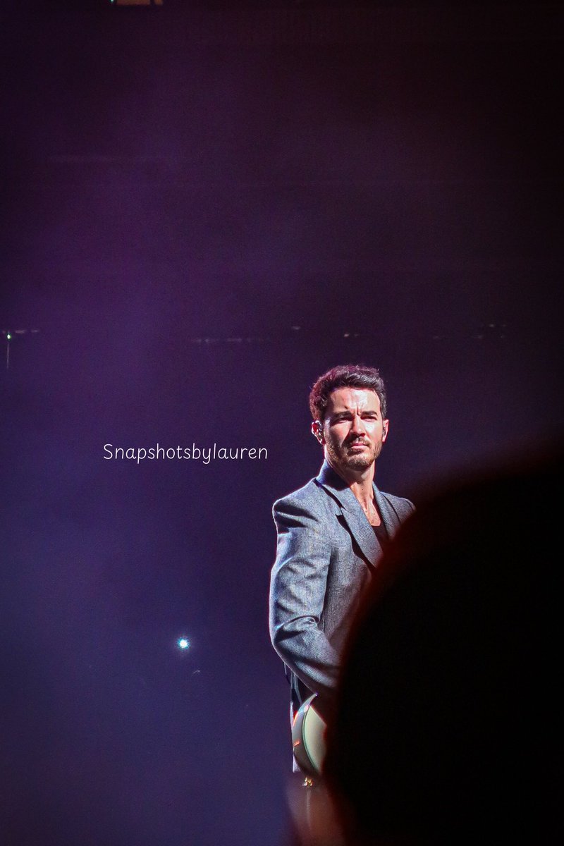 Jonas Brothers || @ Golden 1 Center 

09 • 26• 25 

#jonasbrothers #greetingsfromyourhometowntour #nickjonas #joejonas #kevinjonas #sacramento #pointandshootconcertphotography  #snapshotsbylauren #concertphotography #photographer #cannong7xmarkii #livemusicphotographer