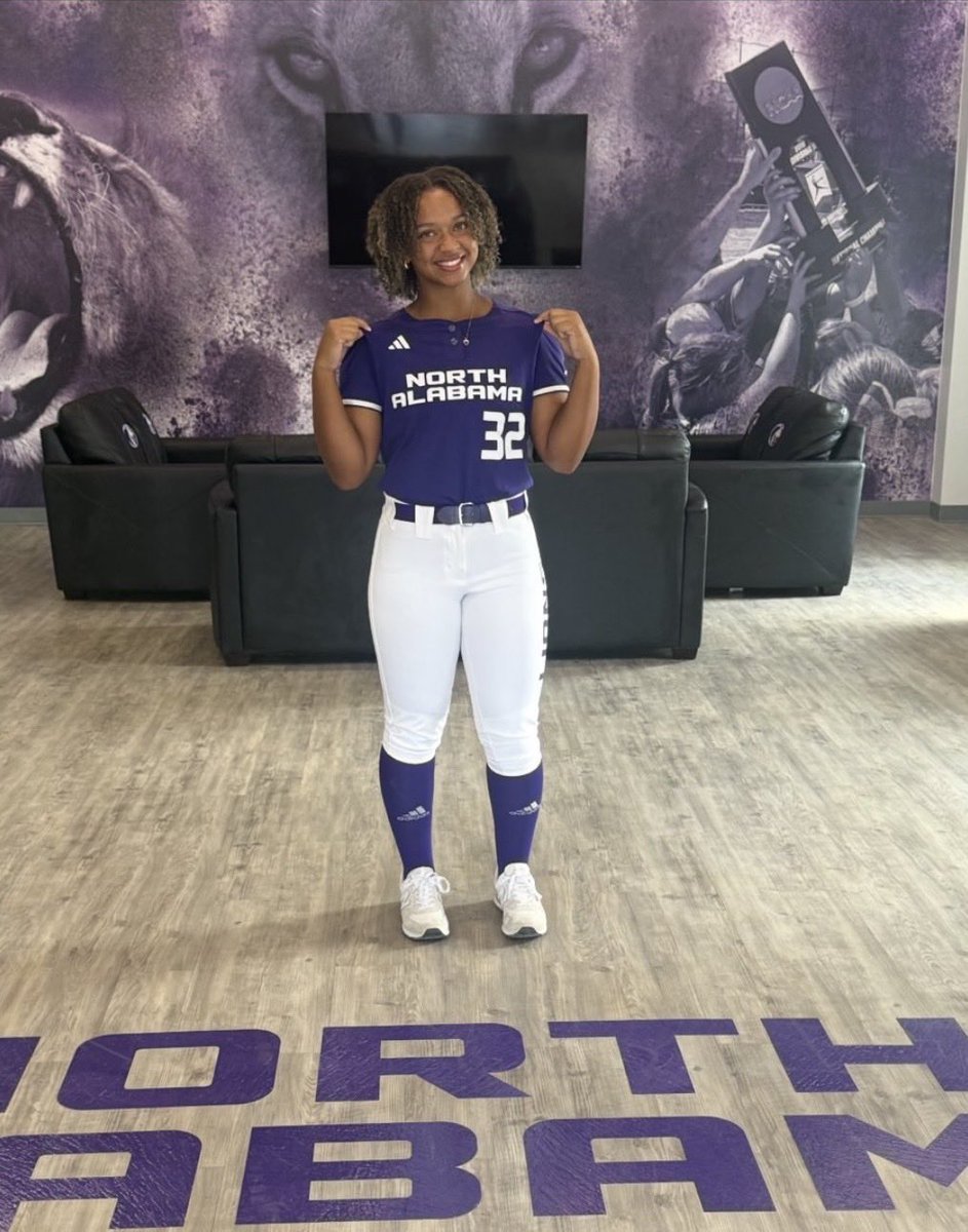 DiamondAddicts's tweet image. LIONS ARE ROARING

North Alabama picked up two class of 2027 commits last week 

🦁Amya Duster
🦁Huntsville, Alabama
🦁Sparks Elite
🦁IF/OF/Righty bat

🦁Hayley Beth Brewer
🦁Adamsville, Tennessee 
🦁Fury Premier 
🦁RHP/Righty power hitter

Amya is an incredibly versatile…